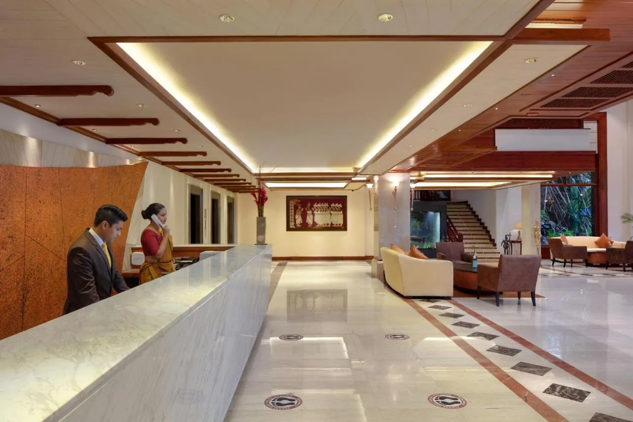 Earl'S Regency Hotel Канди 5*,  Шри-Ланка